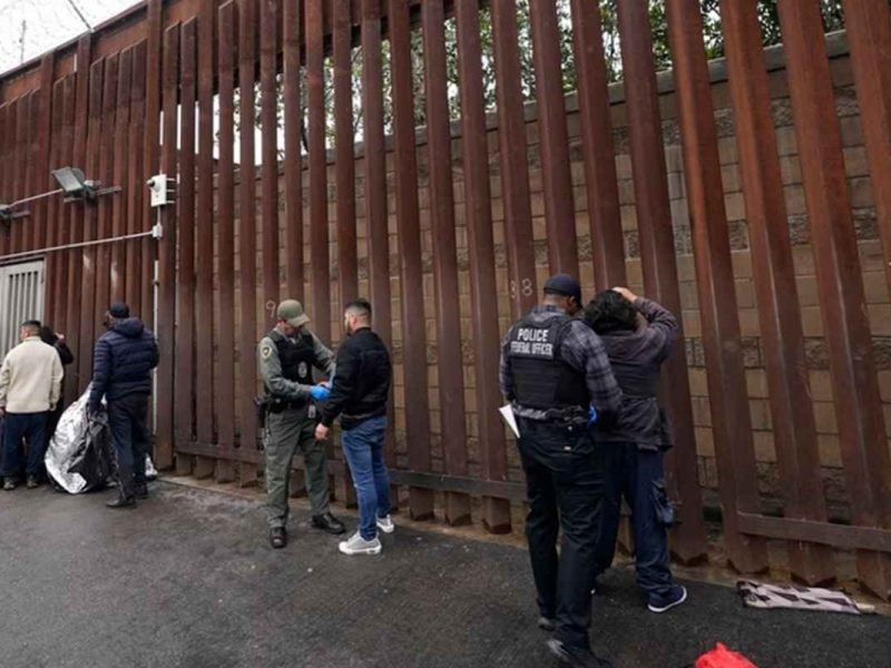 ACLU demanda a gobierno de Biden junto con más organizaciones