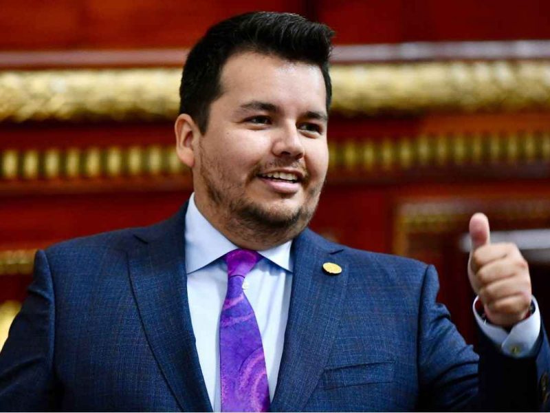 Raúl Torres: el nuevo diputado migrante chilango