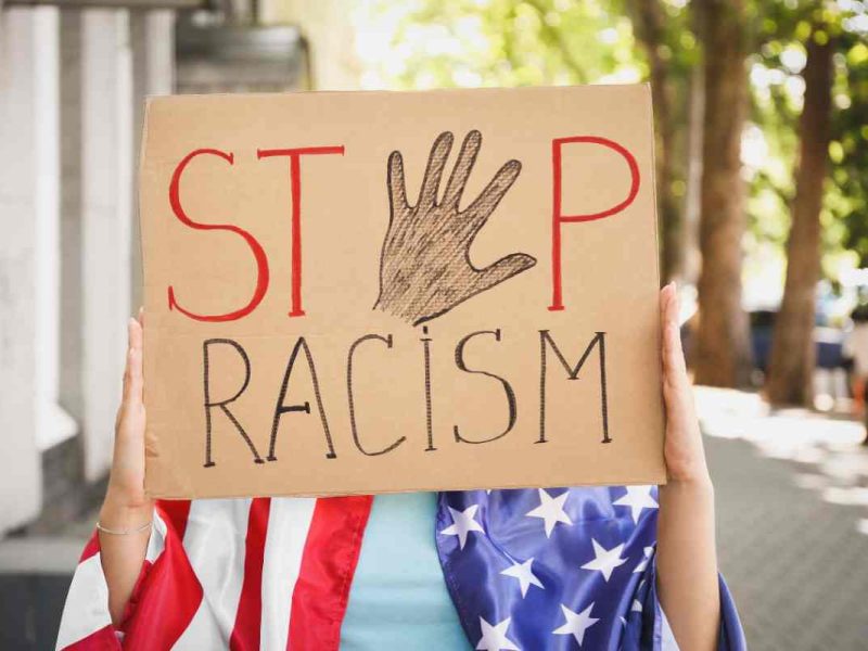 Bloquean ley contra migrantes en Iowa; la legislación se suspende antes de que entrará en vigor