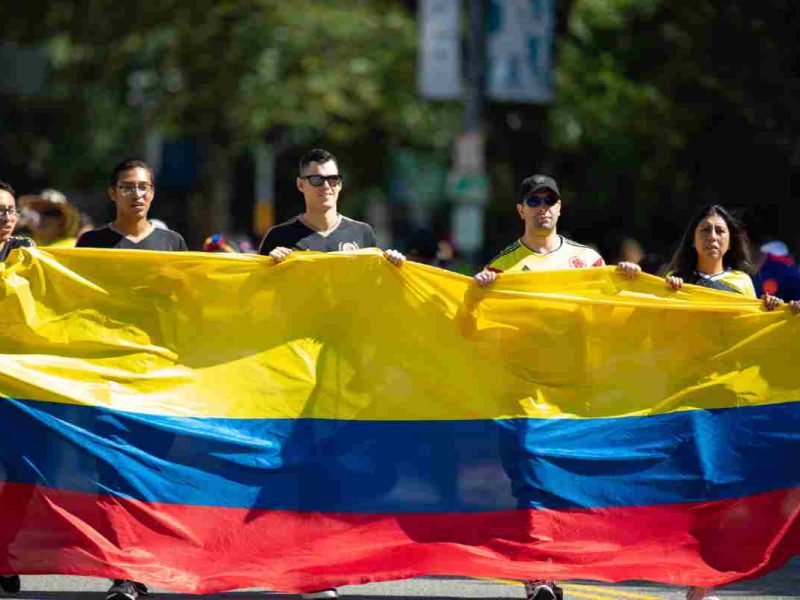 Colombia legalizará a venezolanos turores de personas menores de edad