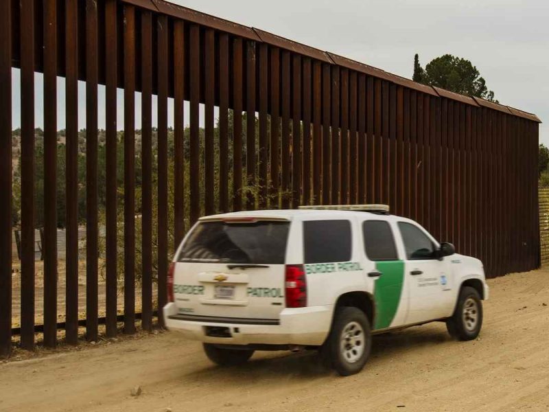 estadounidenses apoyan la construcción de un muro