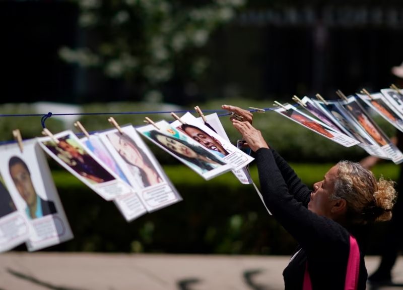 Más de 500 mexicanos huyen a Guatemala por violencia del narcotráfico.