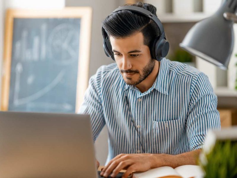 taller legal sobre la nueva orden ejecutiva Biden