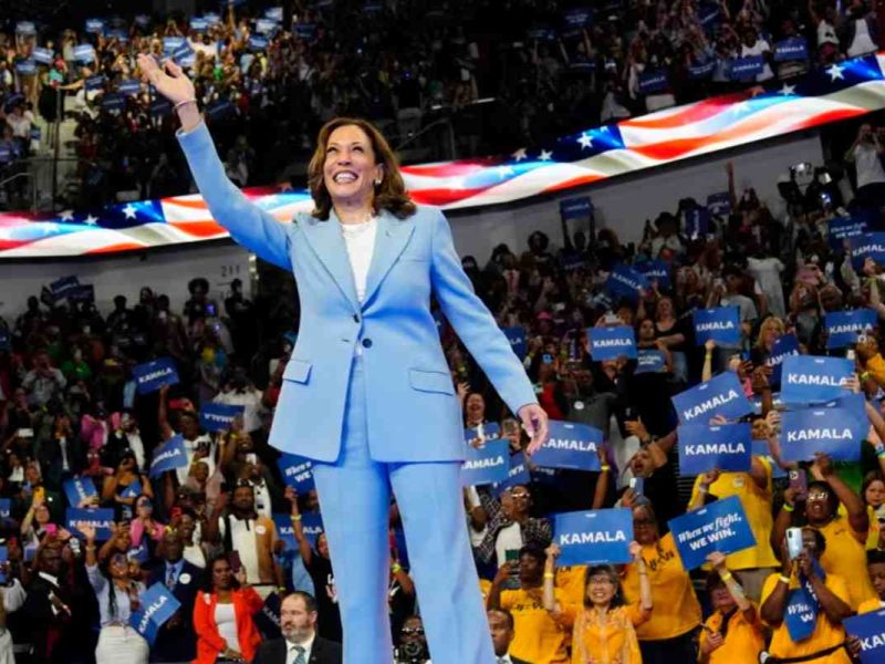 Kamala Harris no apoya la desaparición de ICE