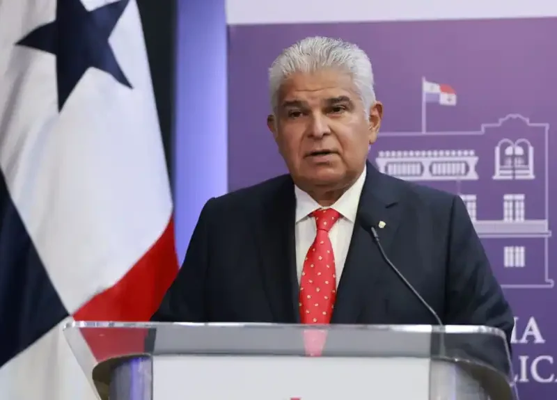 Panamá ofrece asilo a Maduro