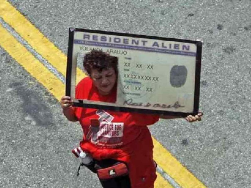 fuera del parole in place