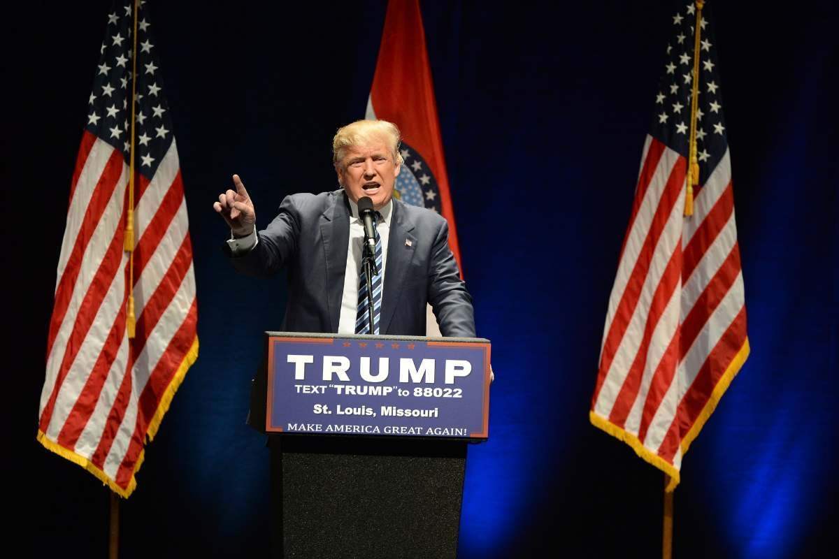 Trump promete eliminar ciudades santuario, si regresa a la presidencia solicitará al Congreso una ley para prohibir estas ciudades en todo el país