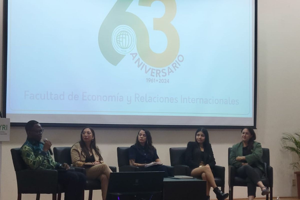 Académicos de distintas facultades de la UABC presentaron una investigación conjunta sobre flujos migratorios en al región Tijuana-San Diego.