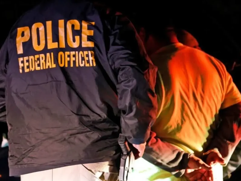 ¿Qué hacer si ICE me detiene en la calle?