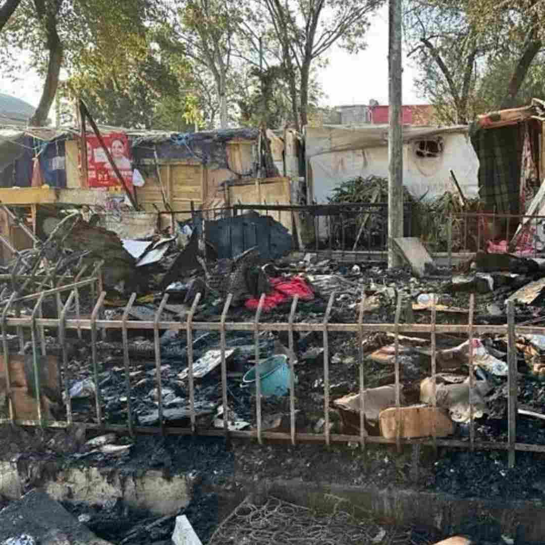 incendio en un campamento migrante en la Ciudad de México