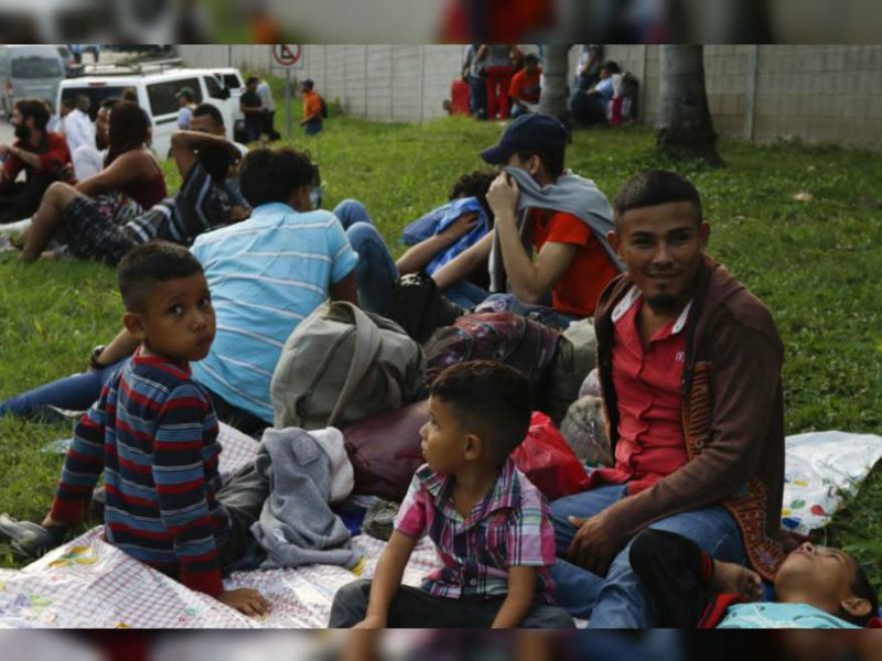 La mañana del viernes, los primeros integrantes del éxodo migrante llegaron a Veracruz, lugar donde fueron recibidos por las autoridades