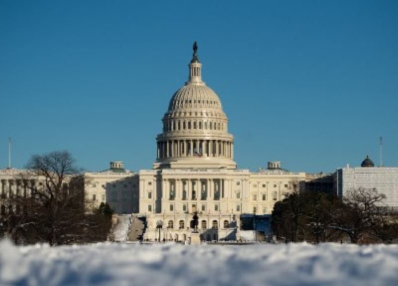 El presidente de EE.UU., DonaldTrump se reunió el miércoles con legisladores, entre ellos siete demócratas para discutir el cierre de gobierno.
