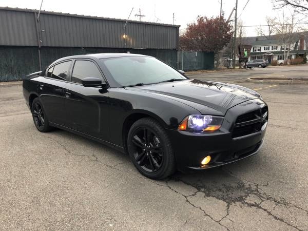 Resultado de imagen para Dodge Charger 2011