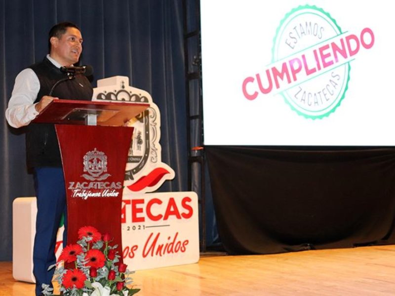 El titular de la Sezami, José Estrada, destacó los logros de la actual administración con sus paisanos en Estados Unidos.