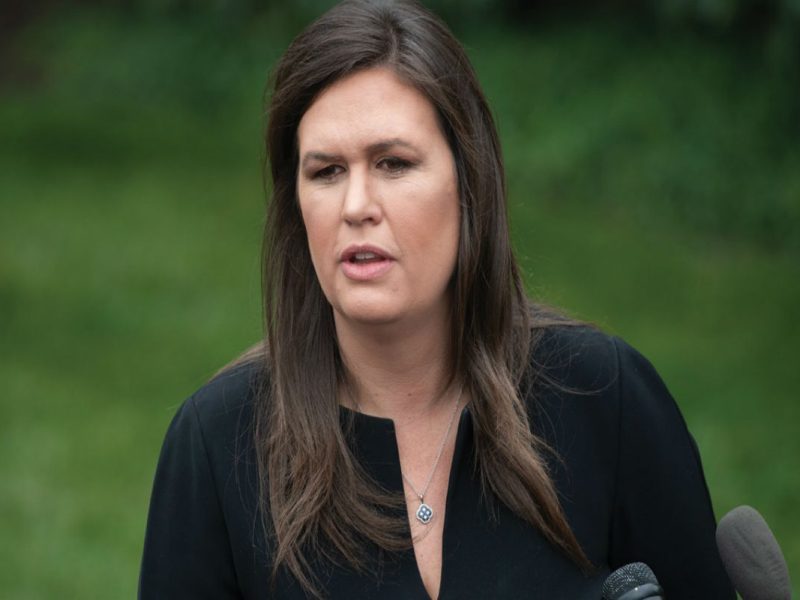 Sarah Sanders dejará la Casa Blanca a finales de junio; Trump le agradece por su servicio