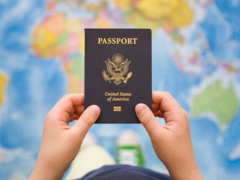 Cómo tramitar un pasaporte americano para un menor de edad