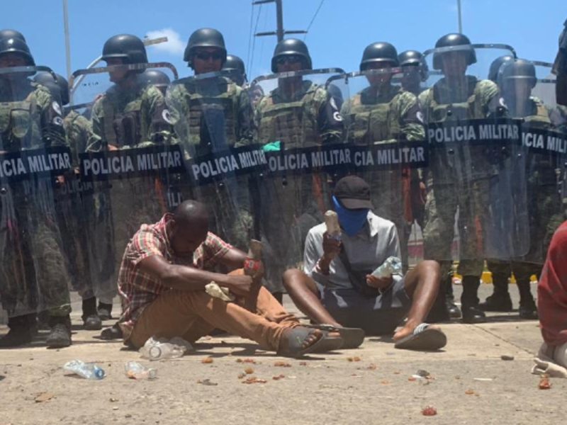 Foto: Pueblo Sin Fronteras. Presencia de la Policía Militar en la Estación Migratoria Siglo XXI, en Tapachula Chiapas.
