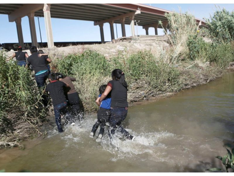 La madre y el niño fueron encontrado el miércoles 11 de septiembre y según información de las autoridades estadounidenses, el pequeño tenía un año y nueve meses de edad.
