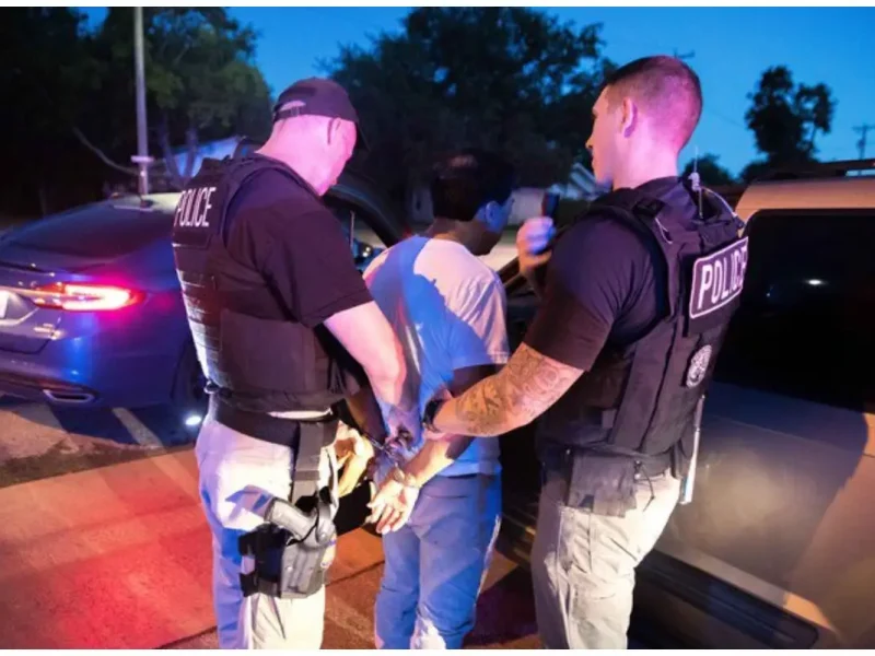 Los arrestados en la redada masiva, incluyeron ciudadanos de países como México, Senegal, El Salvador, Irak, Reino Unido, Corea del Sur, Tanzania y Honduras.