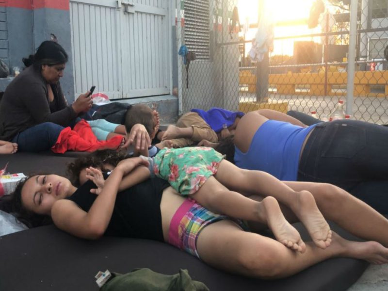 ACLU entabló una demanda que podría implicar millones de dólares en indemnizaciones en nombre de miles de familias que fueron separadas de sus hijos menores