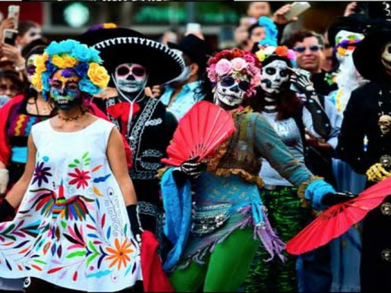 Por primera vez se llevará acabo un desfile de día de muertos en el centro de Dallas, Texas, el cual se pretende que sea el más grande de Estados Unidos