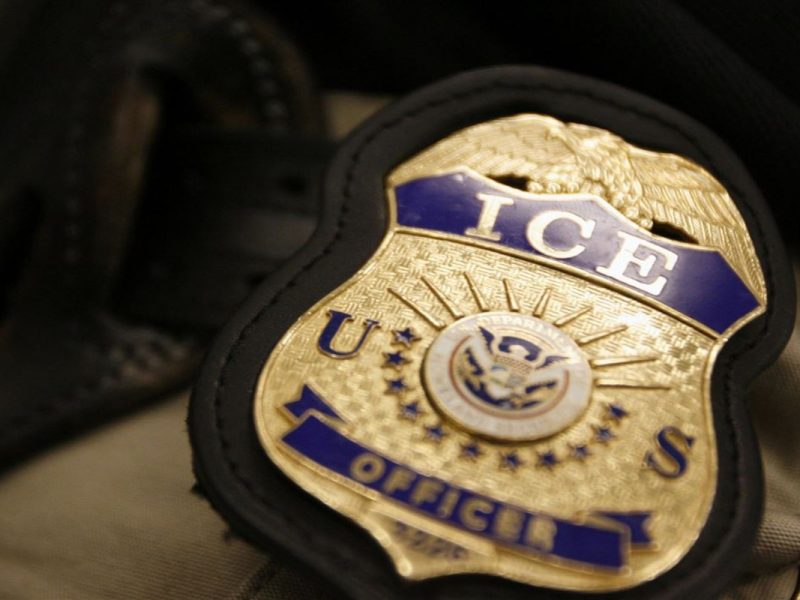 ICE detuvo a familia britanica que se encontraba en Canadá por cruzar accidentalmente la frontera con USA