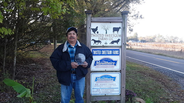 Benigno González mejor ranchero hispano