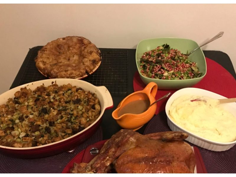 El precio de la cena acción de gracias este año, para una familia de 10, sería de $48 dólares y 91 centavos. Eso es 1 centavo más de lo que vimos el año pasado. Foto AP.