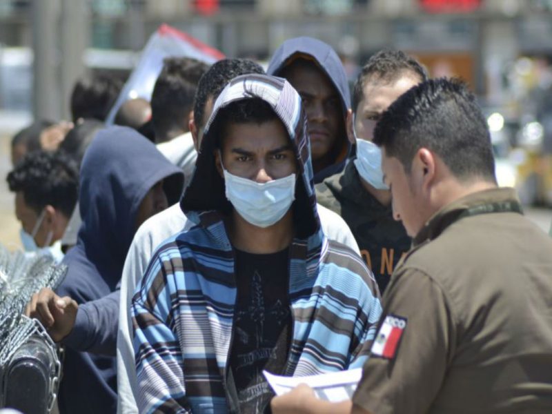 El subsecretario interino de Seguridad Nacional de Estados Unidos, Ken Cuccinelli, dijo el jueves que su país está considerando enviar a solicitantes de asilo de cualquier nacionalidad, incluyendo mexicanos, a Guatemala.