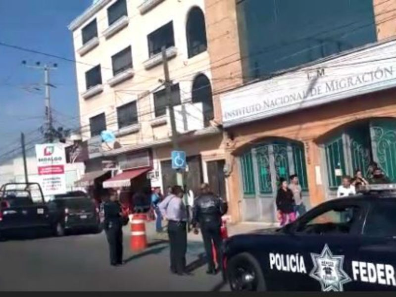 Un grupo de 15 migrantes centroamericanos huye de las instalaciones del INM en Hidalgo