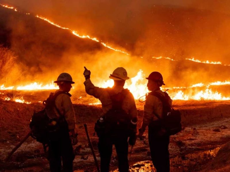 Reportan nuevo incendio en Los Ángeles, comenzó por la mañana