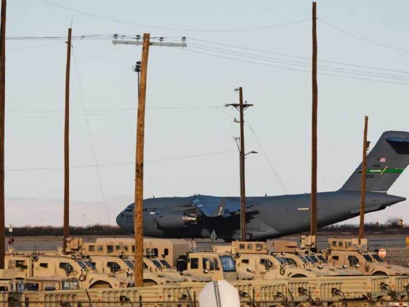 deportaciones en aviones militares