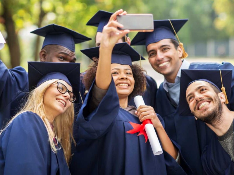 La Universidad de California tiene becas para inmigrantes en Estados Unidos | depositphotos