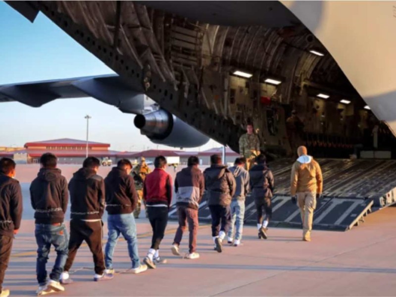 El titular del INM reveló que hay 151 mil 617 mexicanos deportados desde que Trump llegó a la presidencia en EE UU | Foto: Voz de América