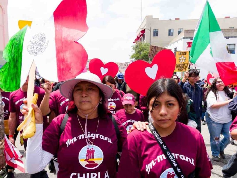 La ley SB 98 obliga a las escuelas a notificar cuando hay agentes del ICE cerca de la zona | Foto: CHIRLA Facebook