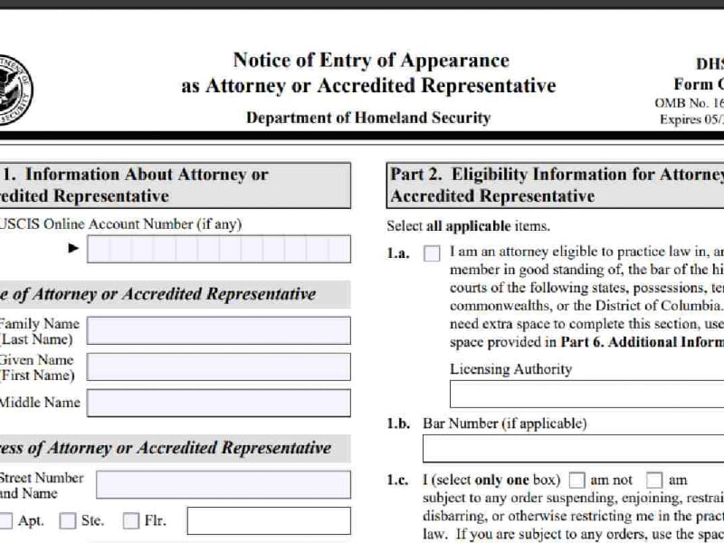 El formulario G28 puede ser firmado por una persona no ciudadana que se encuentre en un trámite de inmigración | Foto: USCIS