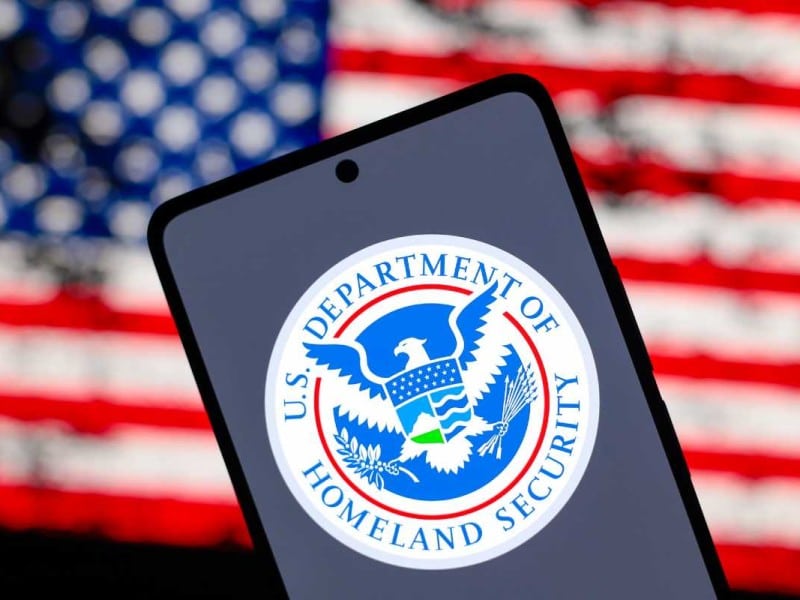 DHS suspende renovación automática del EAD