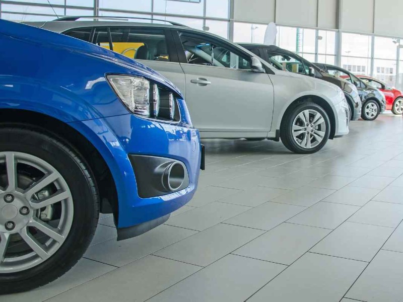 Nuevos requisitos para registrar autos en Texas 2026 l depositphotos