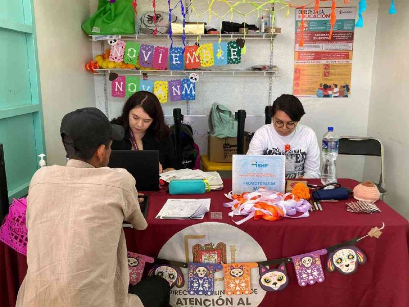 Sigue estos consejos antes de hacer tu registro ante la Comisión Mexicana de Ayuda a Refugiados | Foto: Comar Facebook