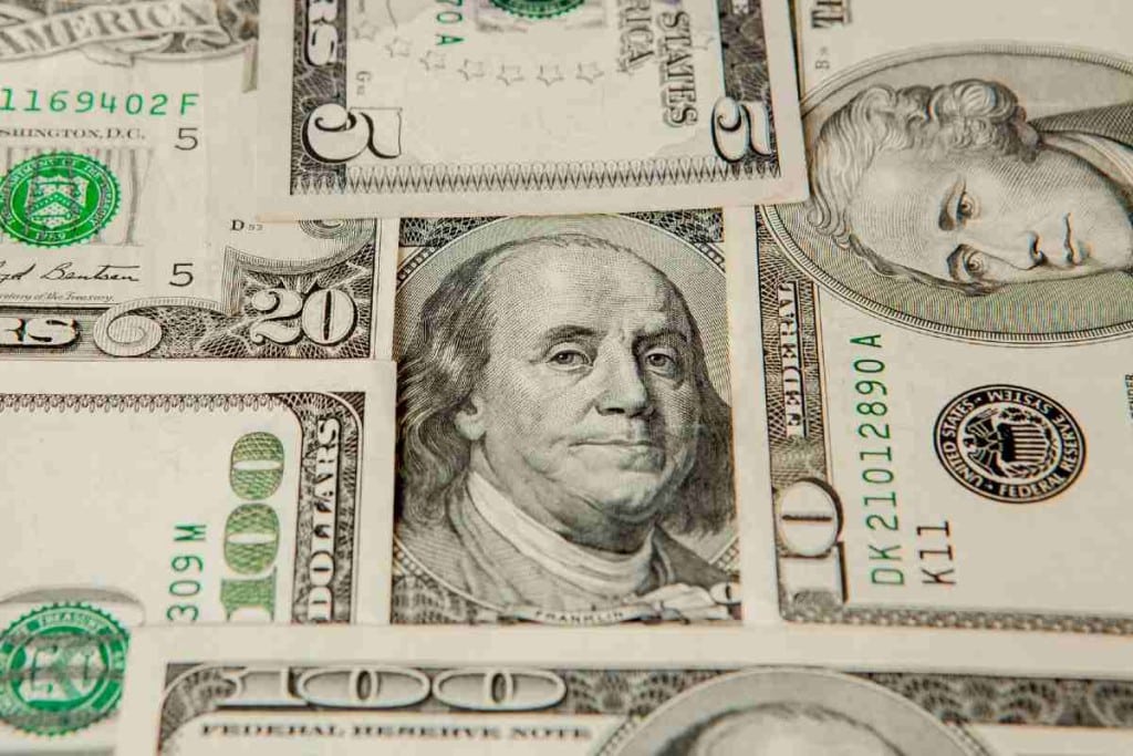 Precio del dólar hoy 15 de diciembre 2025