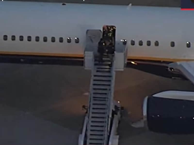 Nicolás Maduro habría aterrizado en el aeropuerto internacional Stewart l Foto: Captura de pantalla Telemundo