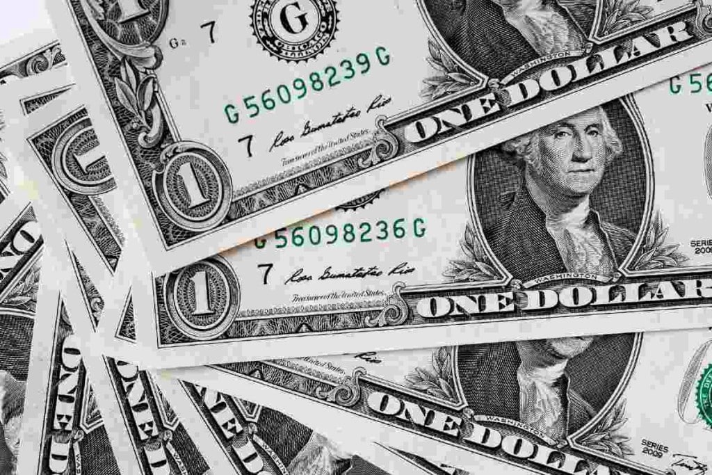 Precio del dólar hoy 8 de enero de 2026