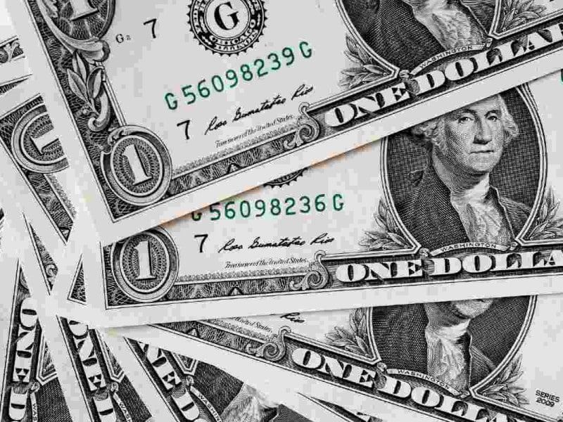 Precio del dólar hoy 8 de enero de 2026