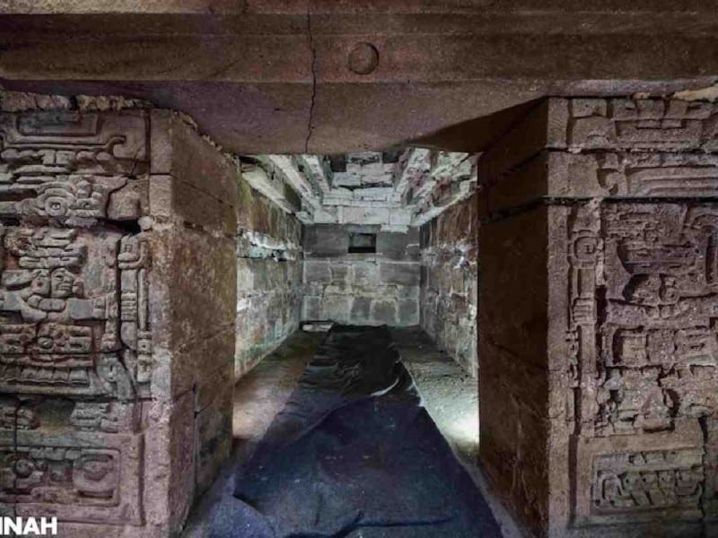 Expertos descubren tumba zapoteca en Oaxaca | Foto: @INAHmx