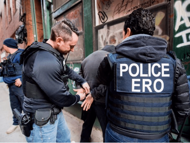 ley defensora de migrantes en Chicago