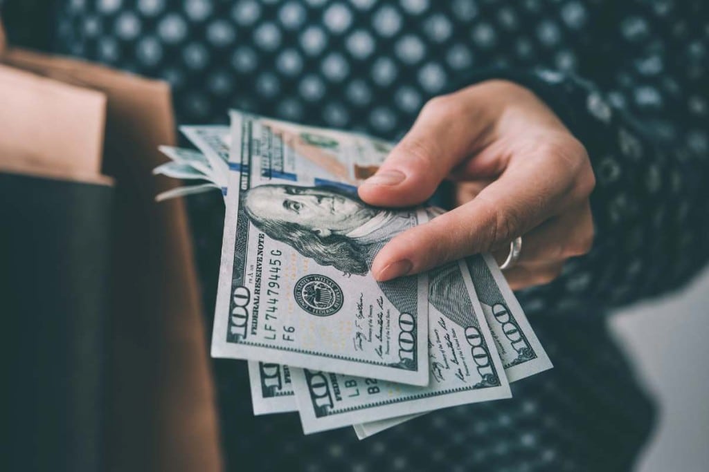 dependen de las remesas