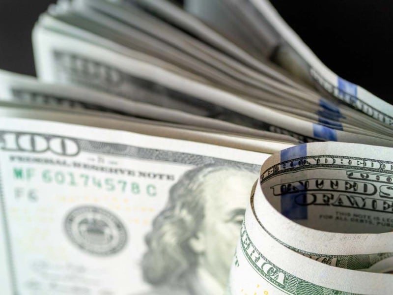 precio del dólar hoy 10 de marzo de 2026 Depositphotos