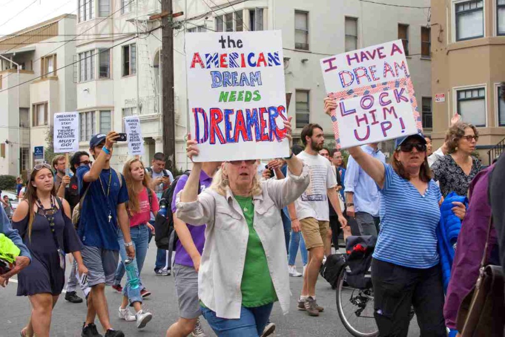 retrasos en la renovación de DACA