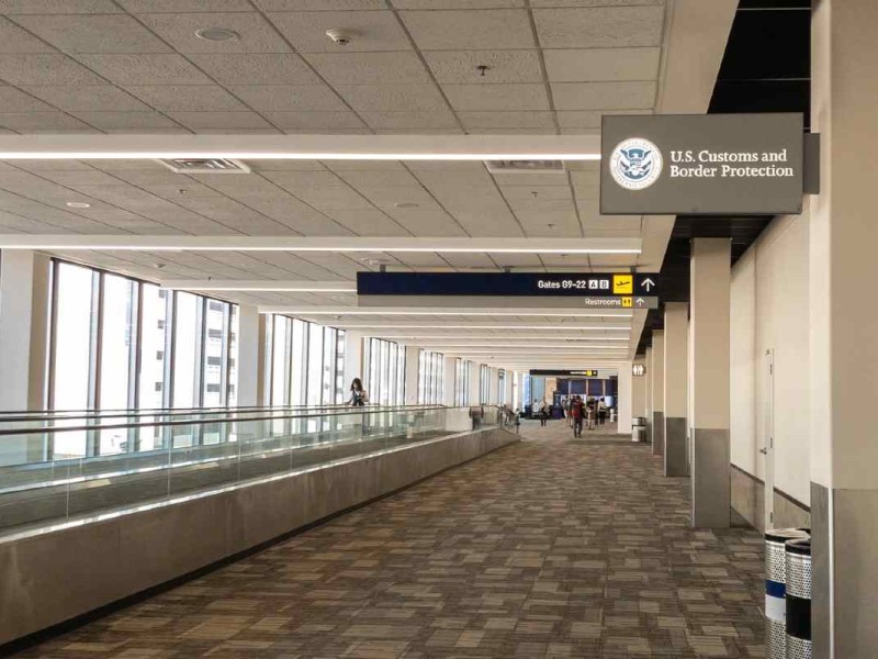 interrumpir los viajes internacionales