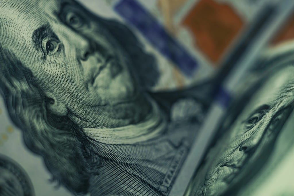 Así amaneció el precio del dólar hoy 7 de abril de 2026